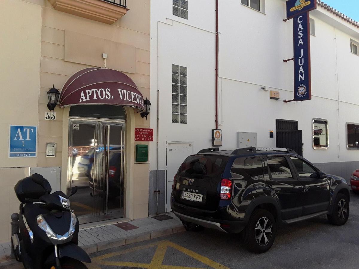 Apartamentos Vicenta Carihuela By Playa Miguel Torremolinos Exterior photo